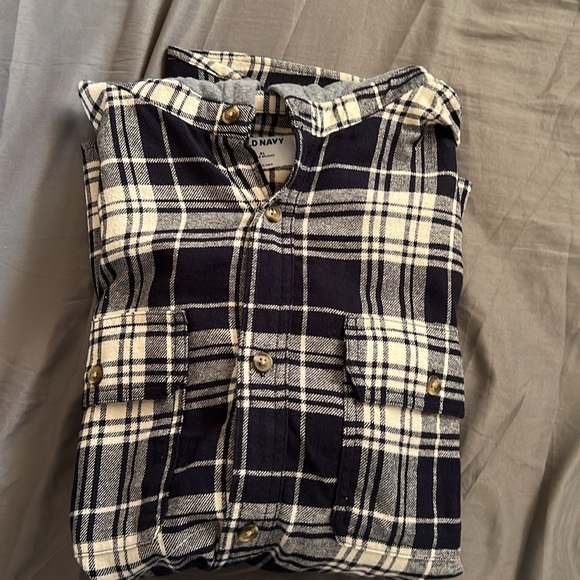 NWT. Old navy. Size L - Picture 1 of 7